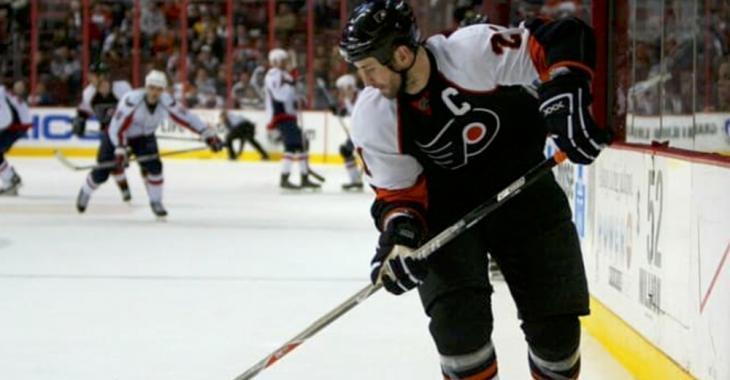 Philadelphia Flyers announce former captain is back within organization 